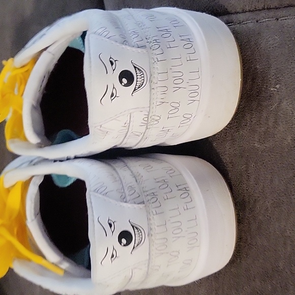 Vans X Horror IT collaboration 10 mens - Picture 5 of 8